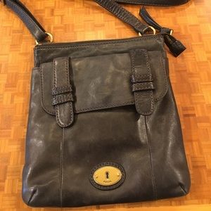 Fossil purse black good condition.